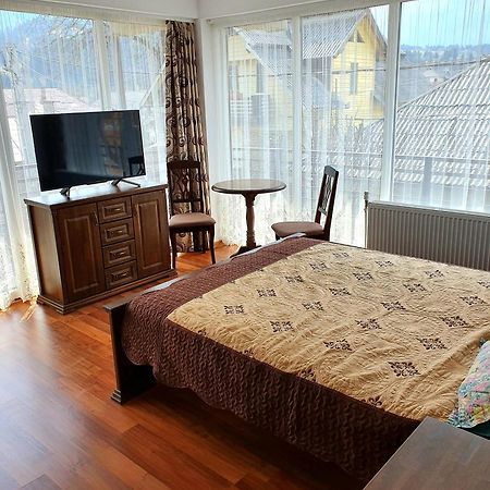 Casa Ionut Hotel Borsa  Kültér fotó